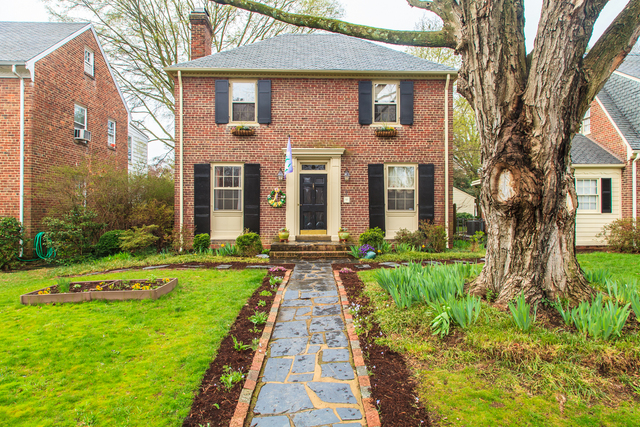 4307 Stuart Avenue Richmond, Virginia