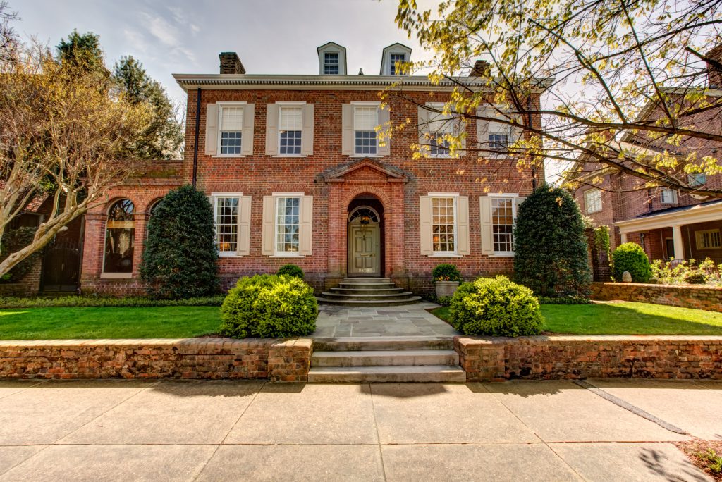 2609 Monument Avenue Richmond, Virginia