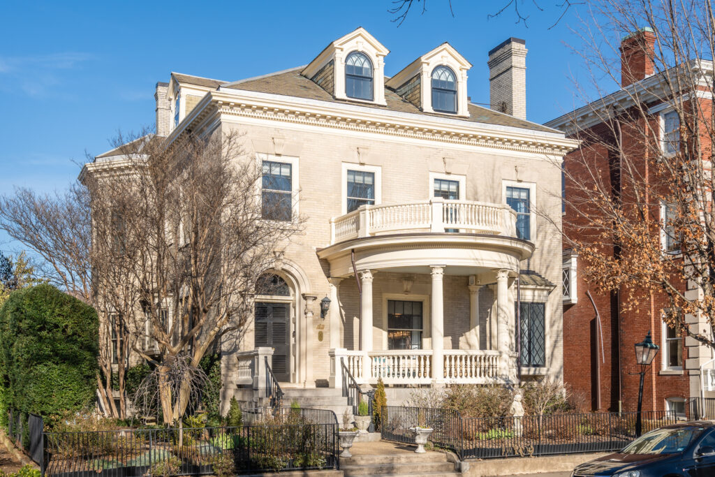 1812 Monument Avenue Richmond, Virginia