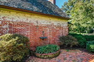 rear-yard-fountain