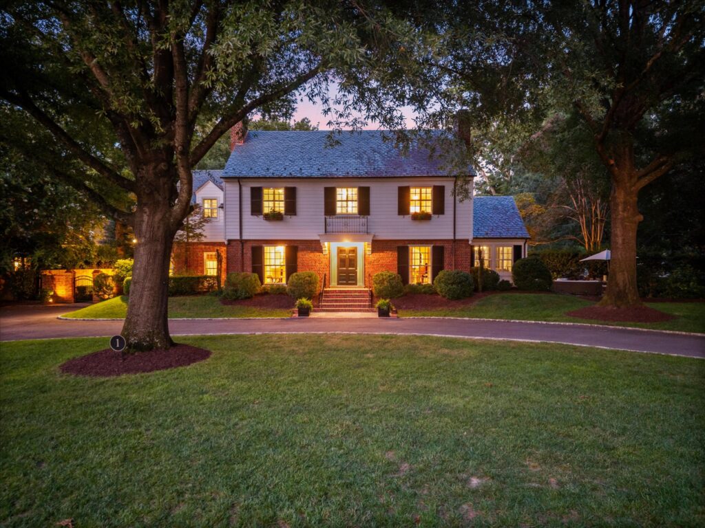 1 Greenway Lane Richmond, Virginia 23226-The Steele Group Sotheby's International Realty | Dedicated Real Estate Professionals